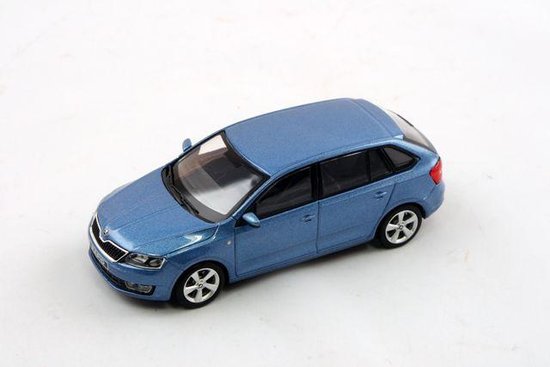 Auto Škoda Rapid Spaceback, Denim Blue Metallic